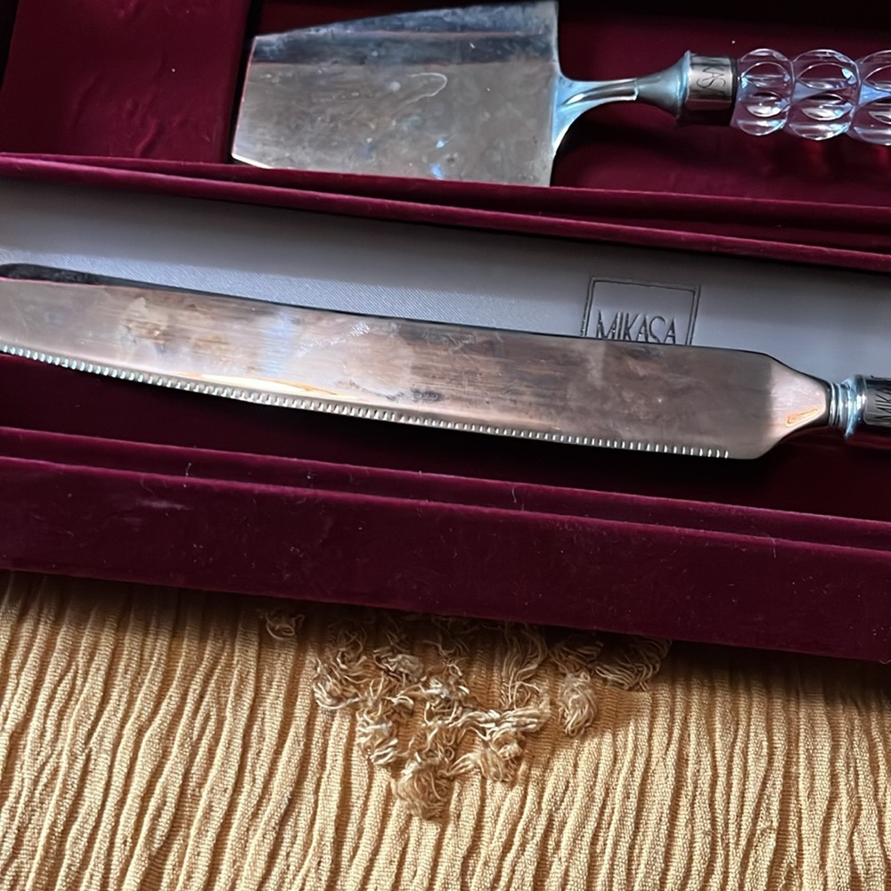 Vintage MIKASA Austria Cake Cutting Set - Picture 3 of 4